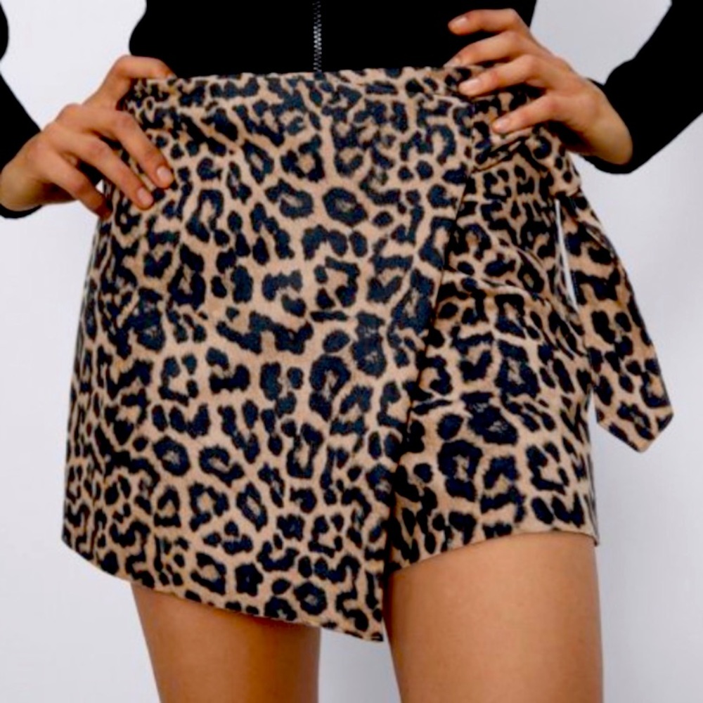 Zara | Leopard Print Skort